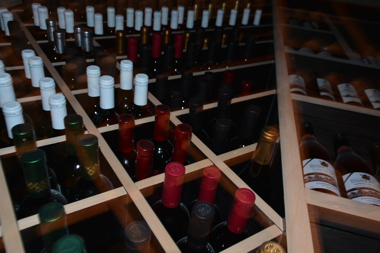 Hotel Winerooms กูเดาริ ภายนอก รูปภาพ