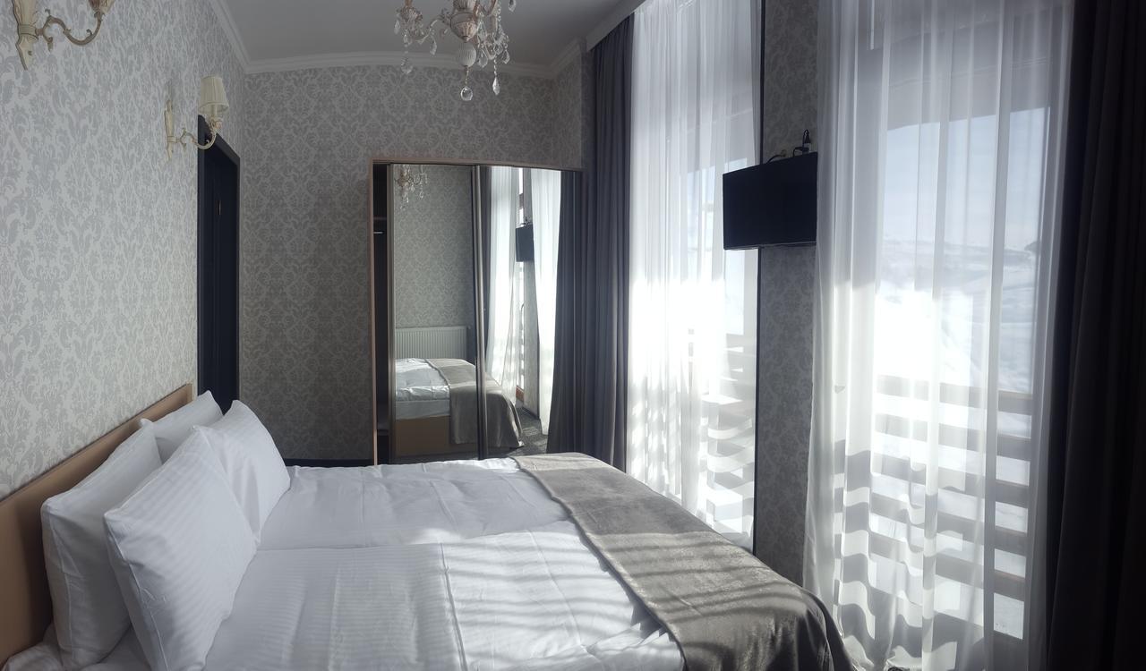 Hotel Winerooms กูเดาริ ภายนอก รูปภาพ